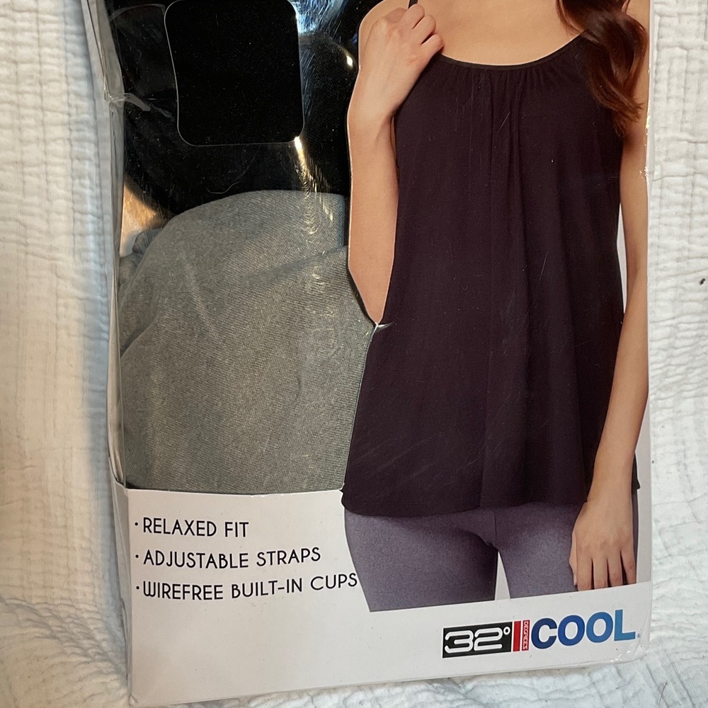 32 Degrees Women's Camisole 2-Pack in Black and Gray - Picture 2 of 4